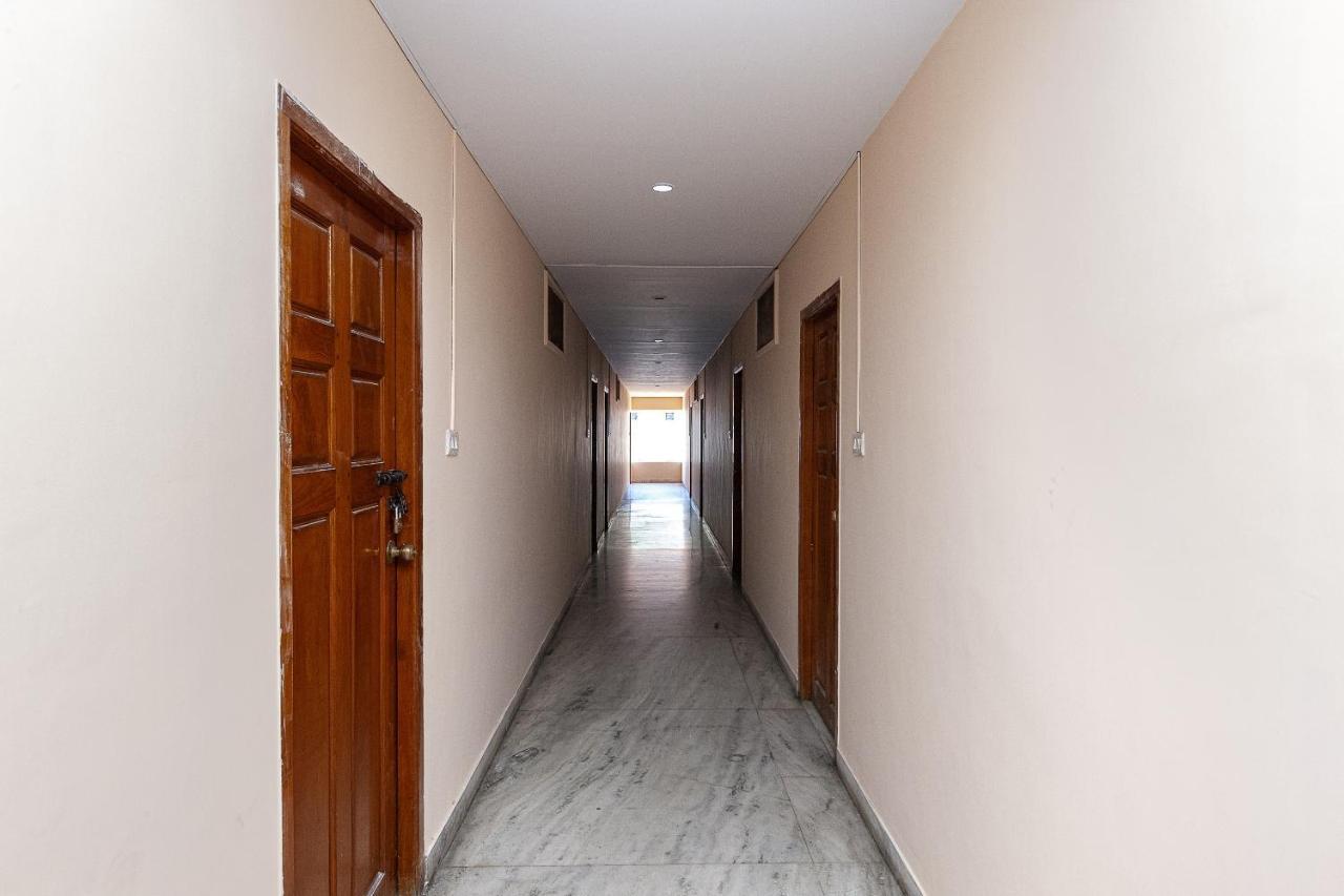 Отель Oyo 38559 Ramana Residency Тируваннамалай Экстерьер фото